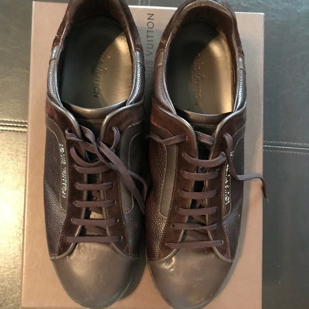 Louis Vuitton Mens Causal Sneaker